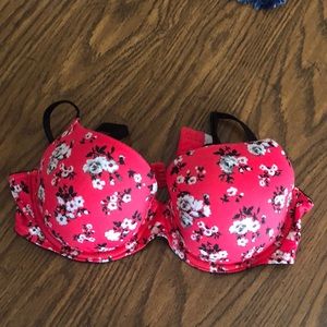 PINK Victoria’s Secret bra size 36B